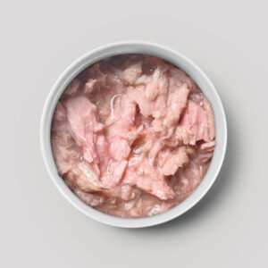 Presentacion en plato Amanova en Caldo Atun y Anchoveta 09 – 70 g