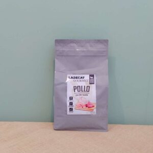 Ladecat Gourmet Pollo y Pescado para gatos esterilizados